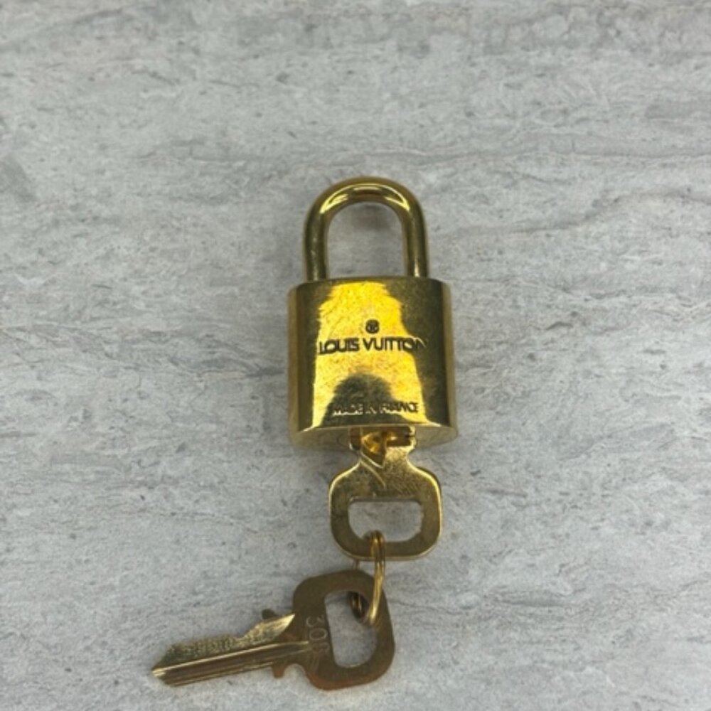 Louis Vuitton Lock with 2 Keys
